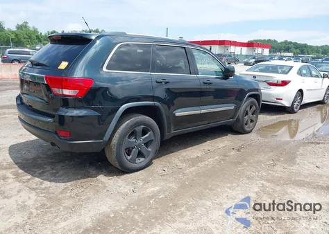 2013 Jeep Grand Cherokee Laredo z USA, uszkodzony, nr VIN 1C4RJFAT9DC574617